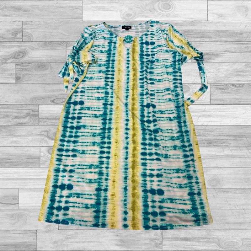 Multi-colored Dress Casual Short Tacera, Size L
