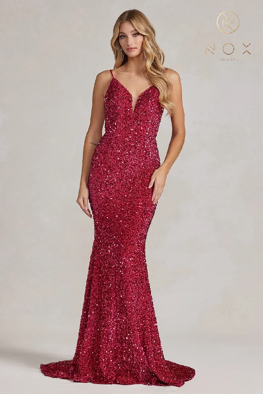 Nox Anabel R1071 Size 2 Fuchsia Long Fitted Velvet Sequin V Neck Formal Prom Dress Pageant Gown Nox Anabel R1071 Size 2 Fuchsia Long Fitted Velvet Sequin V Neck Formal Prom Dress Pageant Gown