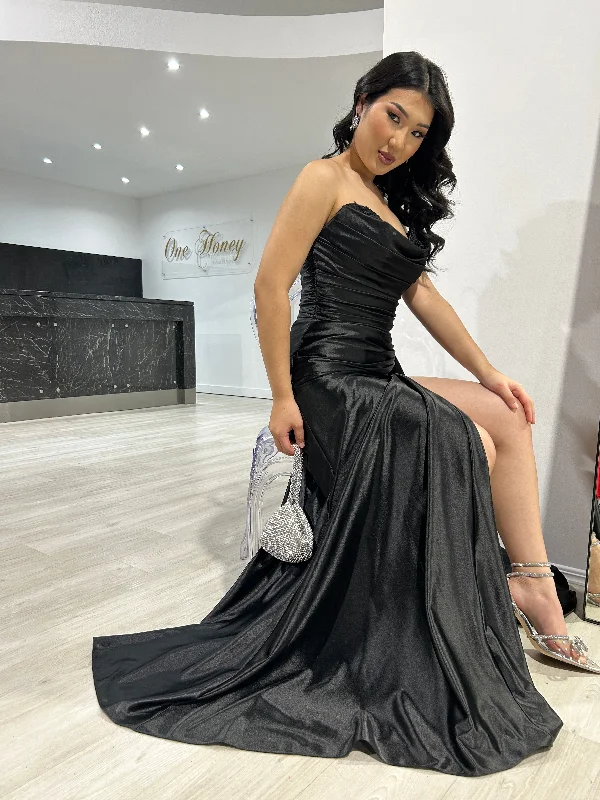 Sherri Hill 55230 Black Silky Strapless Diamante Detail Leg Split Mermaid Formal Dress Sherri Hill 55230 Black Silky Strapless Diamante Detail Leg Split Mermaid Formal Dress