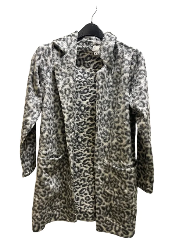 Coat Faux Fur & Sherpa By A New Day In Grey, Size: Xs Chic Winter Coat