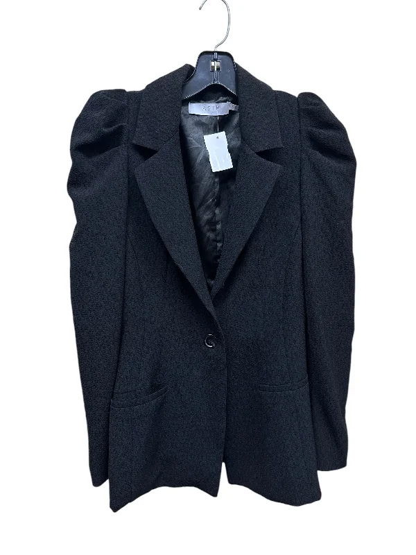 Blazer By Astr In Black, Size: Xs Women's Short Blazer