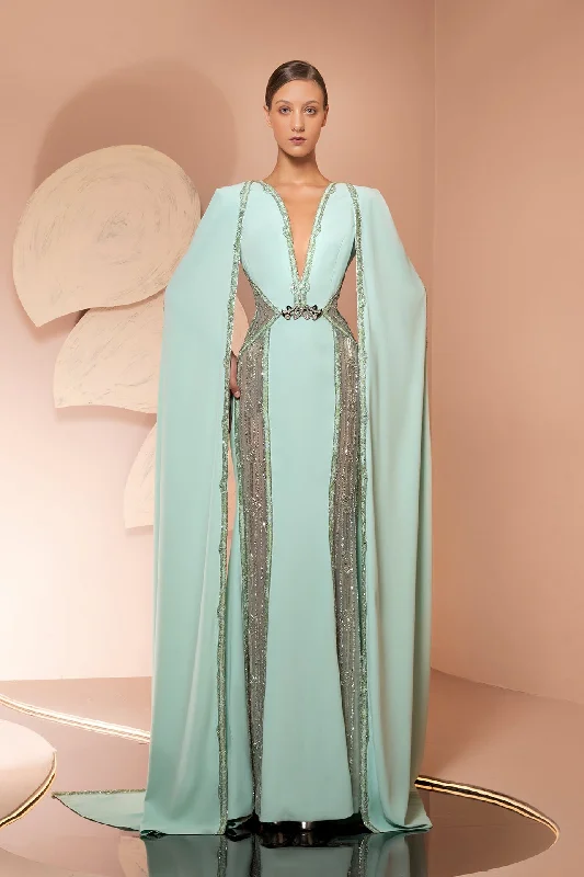Cape sleeves gown with embroidery Shift Classic Vintage