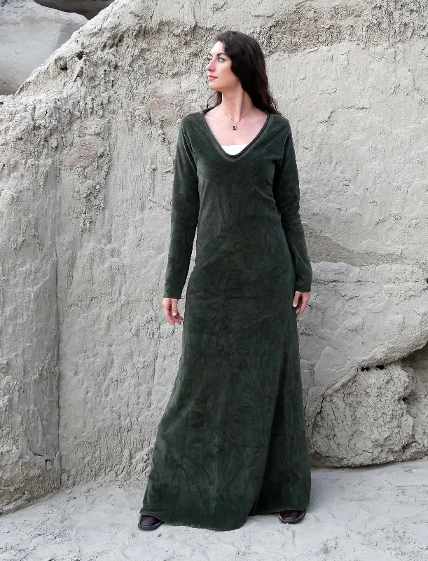 VELOUR Ritual Simplicity Long Dress Halter Neckline Beach